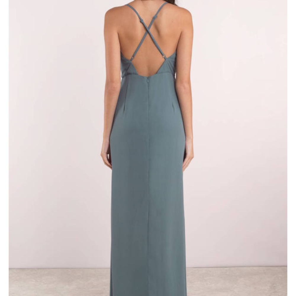 ⭐️HOST PICK⭐️NWT LULUS KNOTTED MAXI DRESS - Picture 3 of 8